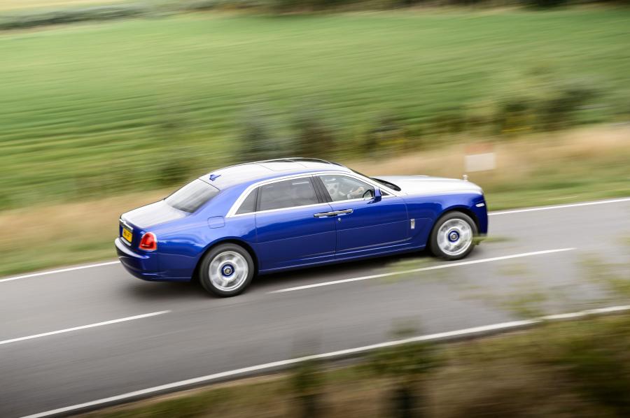  Rolls-Royce Ghost EWB 2014 года  (UK) (фото 26 из 26)